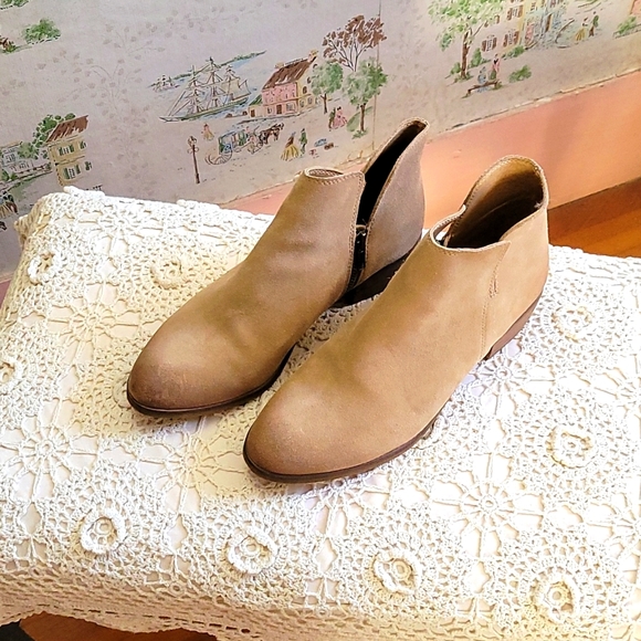 Splendid* Shoes - REPOSH Ladies Booties